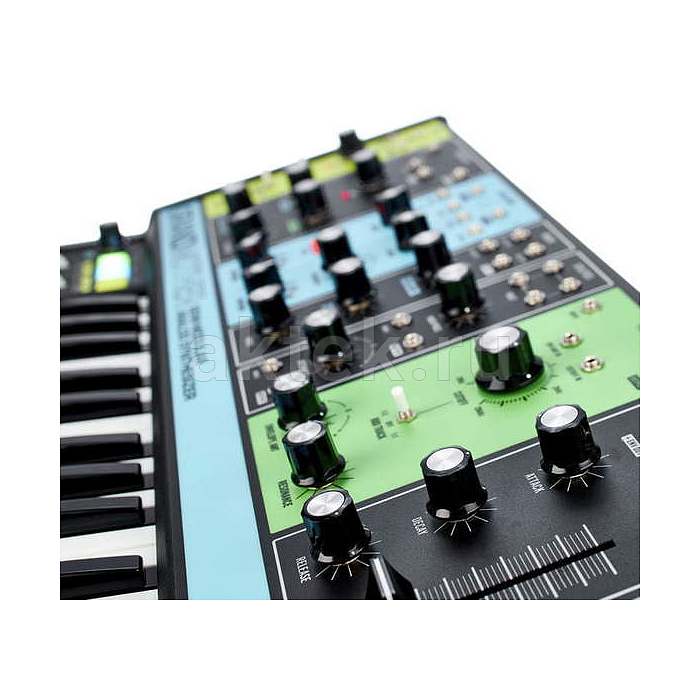Синтезатор Moog Grandmother 8