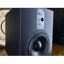 Студийный сабвуфер Eve Audio TS107 2