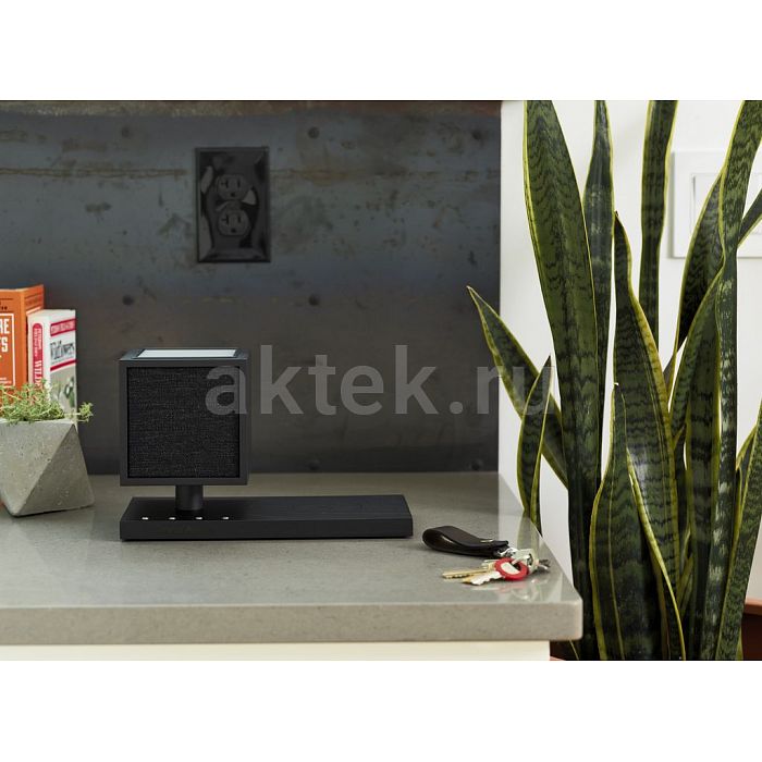 Tivoli Revive Black настольная Bluetooth-колонка со светильником и зарядкой 9