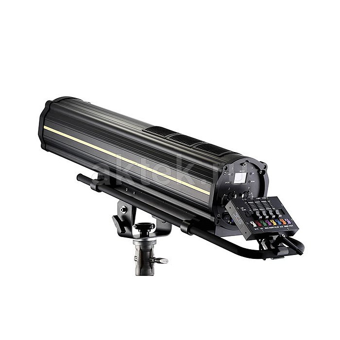 JEG 1650 LED FOLLOW SPOT 600 следящий прожектор с зумом 3