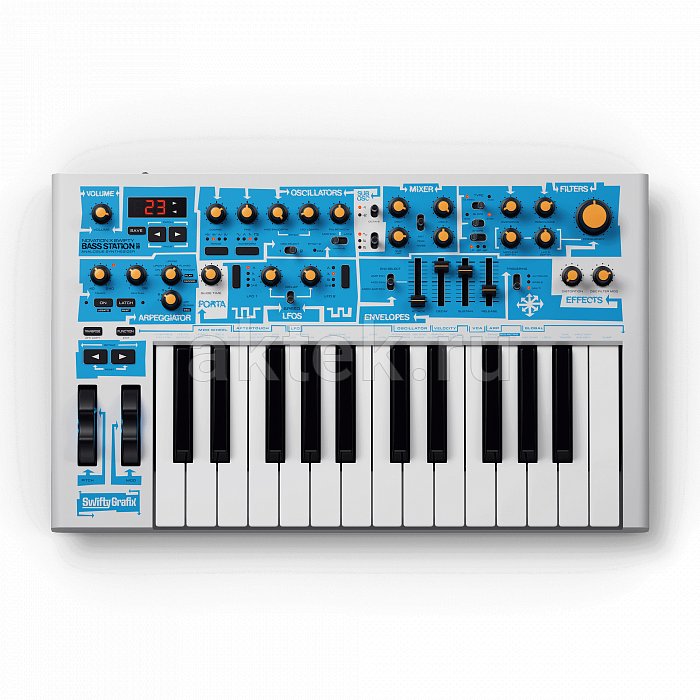 Синтезатор NOVATION Bass Station II Swifty Edition