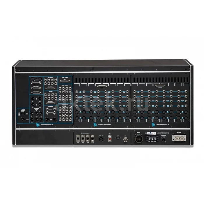 Рекондинговая консоль API 1608-II 16-Channel Recording Console 3
