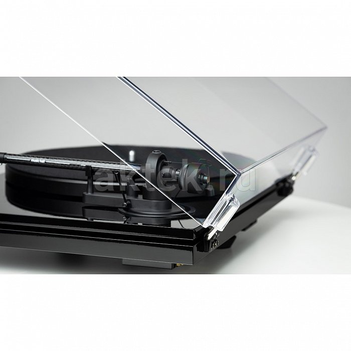 Music Hall MMF-3.3 WH виниловый проигрыватель 3