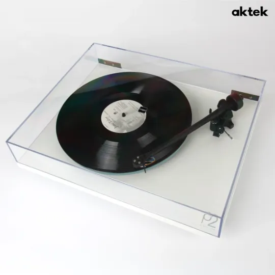 Корпус Rega Planar 2 High Gloss White с ножками, переключателем питания и прозрачной крышкой